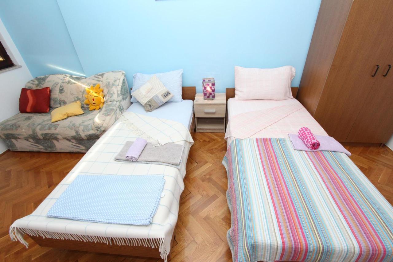 Apartments Natali Rovigno Esterno foto
